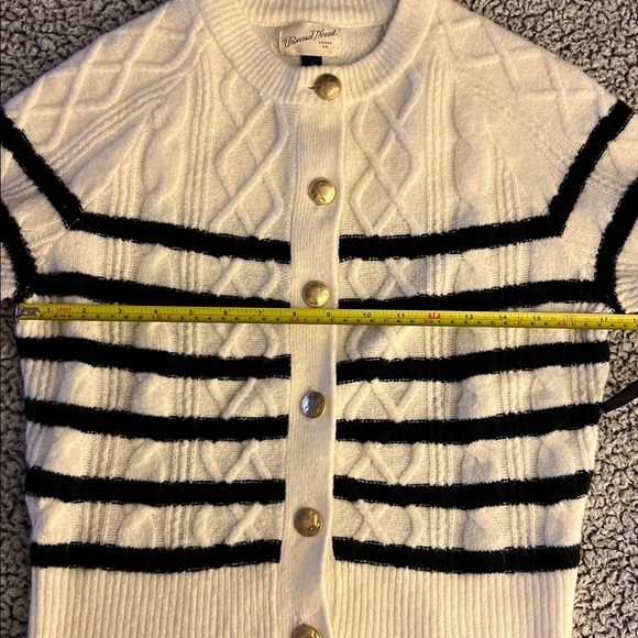 LAST CALL MAKE AN OFFER! Universal Thread Ivory and Navy Striped Cardigan - Picture 5 of 5